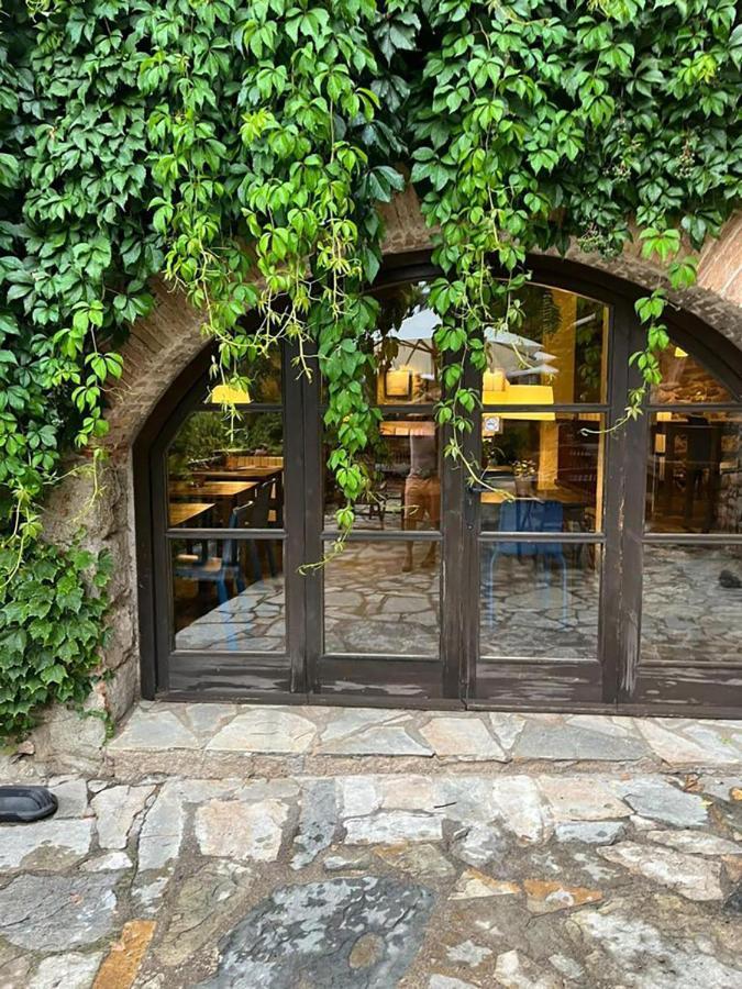 El Querol Vell Hotell Borredá Exteriör bild