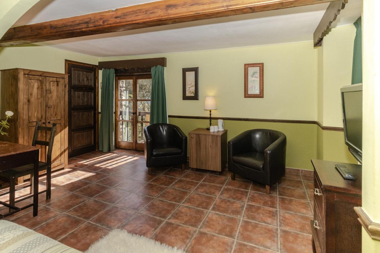 El Querol Vell Hotell Borredá Exteriör bild